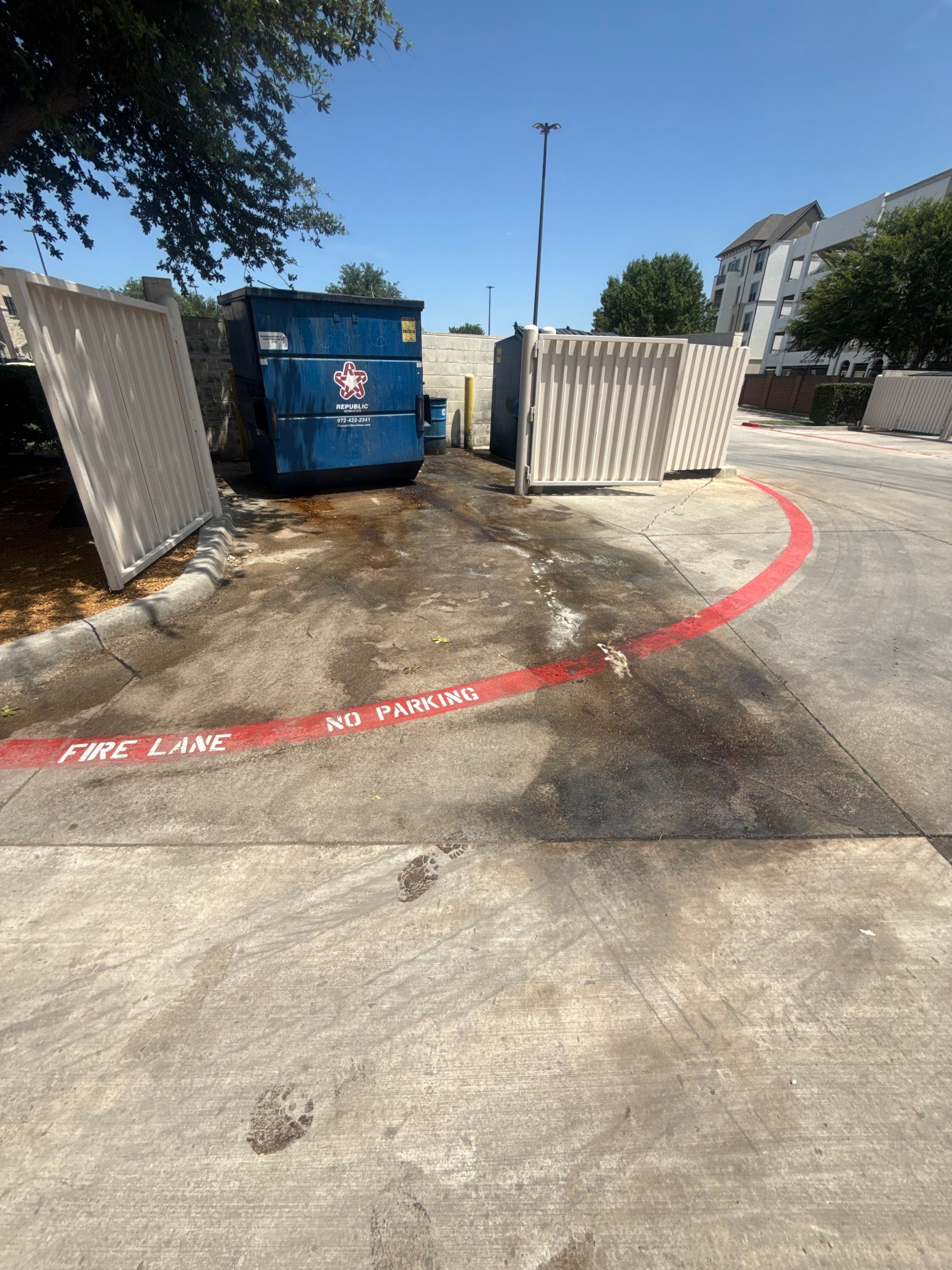 Dumpster Pad & Grease Trap Cleaning